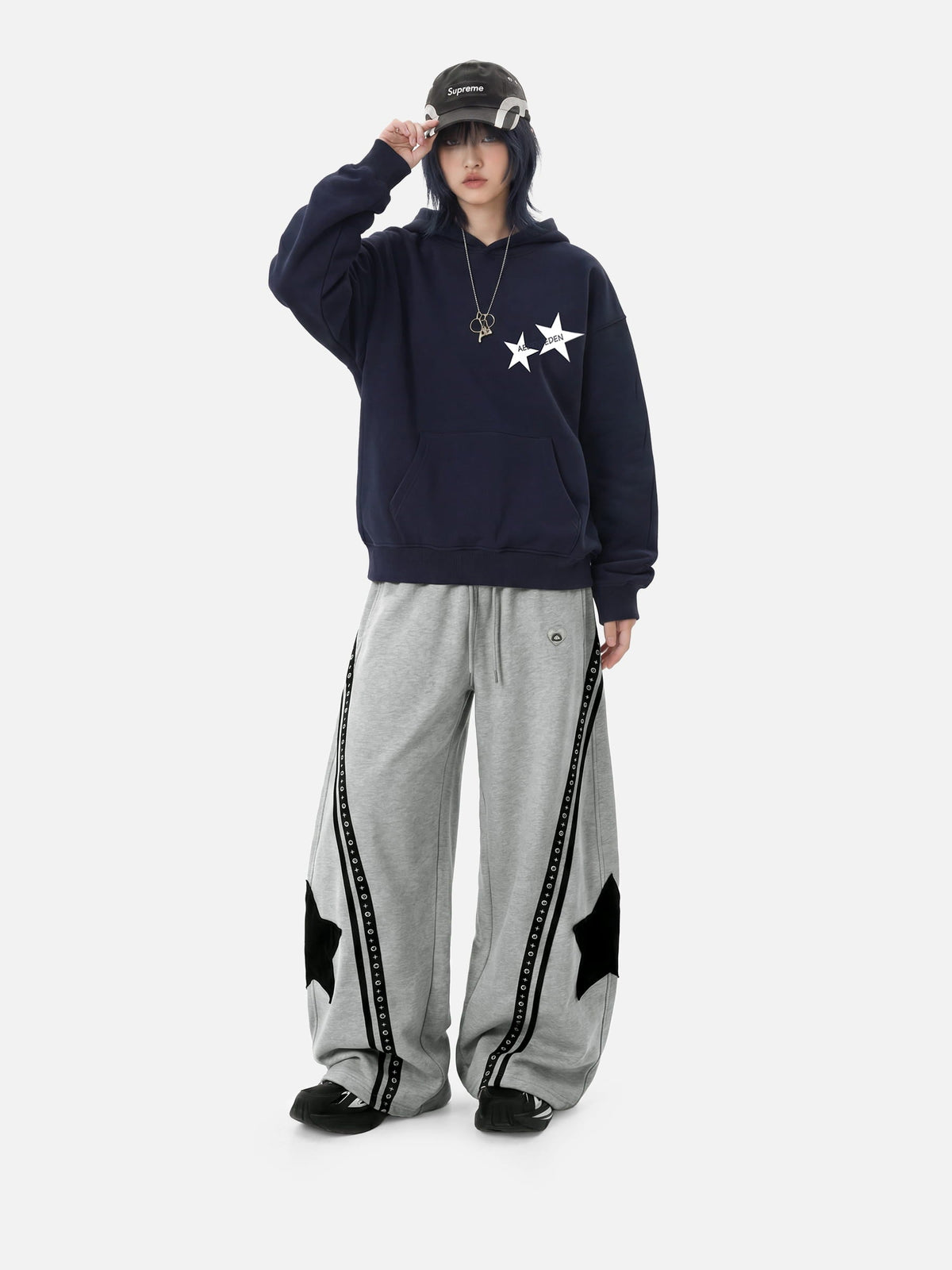 Orion Oversized Star Print Contrast Hoodie Soft Cotton Pullover for Everyday Streetwear