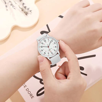 Femke Waterproof Analogue Nurse Watch for Busy Shifts